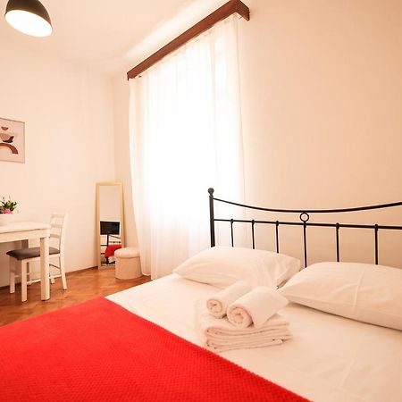 Cozy Studio Apartments In City Centar Stosija Zadar Exterior photo