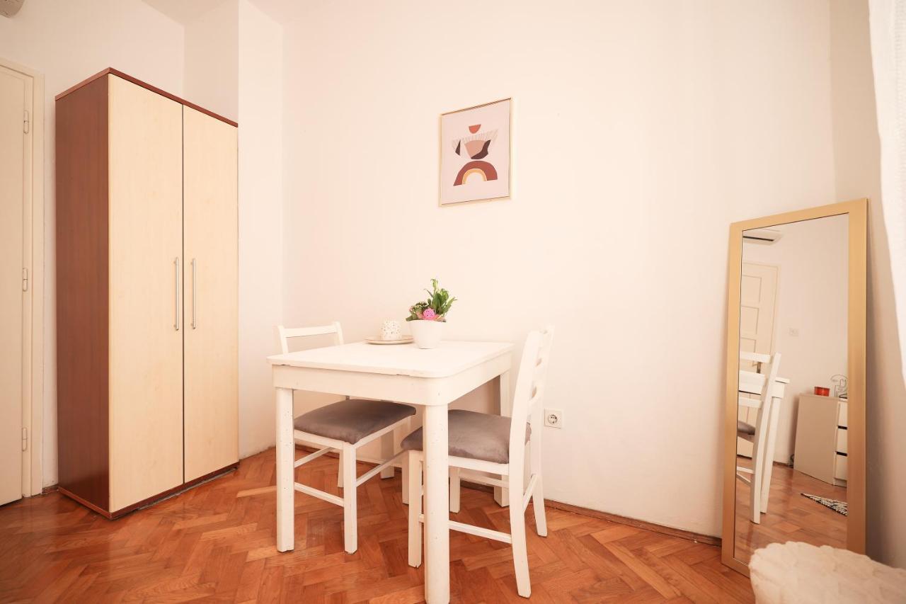 Cozy Studio Apartments In City Centar Stosija Zadar Exterior photo