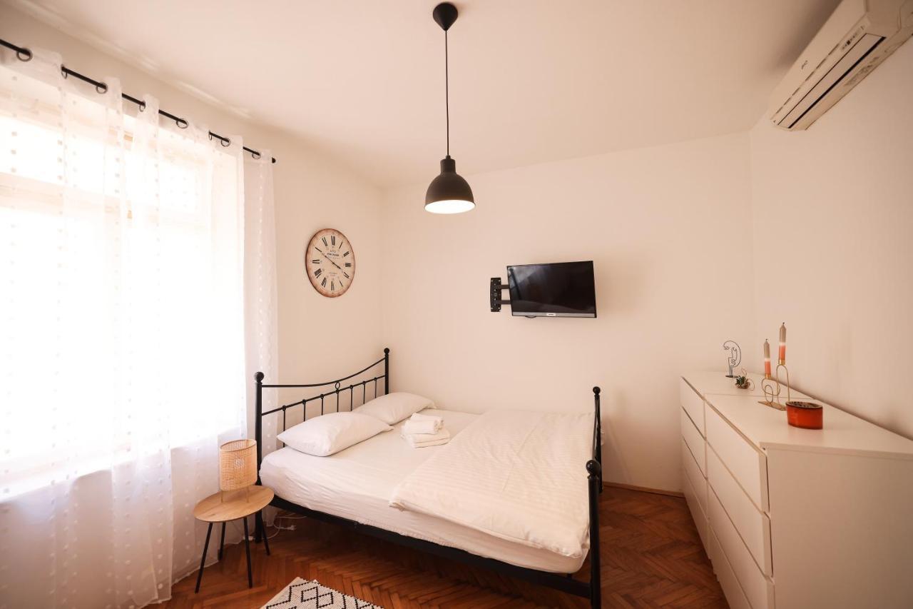 Cozy Studio Apartments In City Centar Stosija Zadar Exterior photo